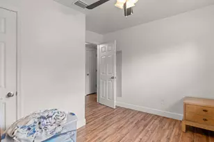 1015 SE 10th Terrace, Gainesville, FL 32601 - Photo 11