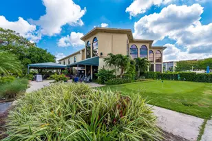3661 Via Poinciana Rd, Lake Worth, FL 33461 - Photo 29