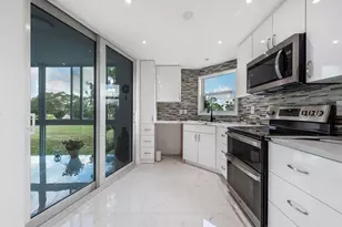 3661 Via Poinciana Rd, Lake Worth, FL 33461 - Photo 17