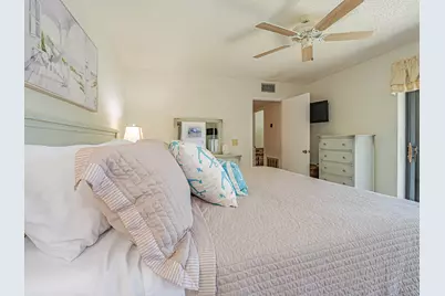 340 S Waverly Place #8b, Vero Beach, FL 32960 - Photo 19