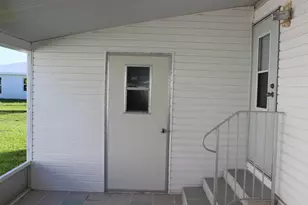 6731 Sinsonte Ct, Fort Pierce, FL 34951 - Photo 9