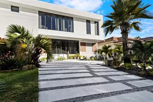823 Ponce de Leon Dr, Fort Lauderdale, FL 33316 - Photo 13