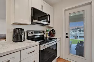 2866 NE 30th St, Fort Lauderdale, FL 33306 - Photo 15