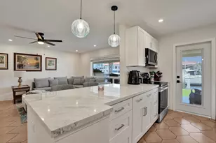 2866 NE 30th St, Fort Lauderdale, FL 33306 - Photo 13