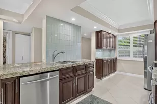 6061 Balboa Cir, Boca Raton, FL 33433 - Photo 7