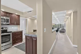 6061 Balboa Cir, Boca Raton, FL 33433 - Photo 5