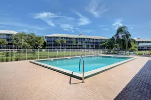 6061 Balboa Cir, Boca Raton, FL 33433 - Photo 29