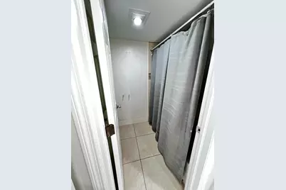 295 Woodland Road, Palm Springs, FL 33461 - Photo 11