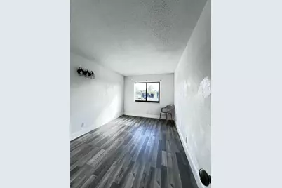 295 Woodland Road, Palm Springs, FL 33461 - Photo 13