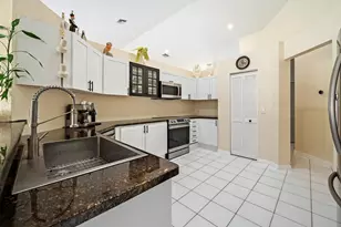 4080 NW 83rd Ln, Coral Springs, FL 33065 - Photo 17