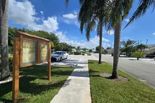 1530 Royal Forest Ct, West Palm Beach, FL 33406 - Photo 47