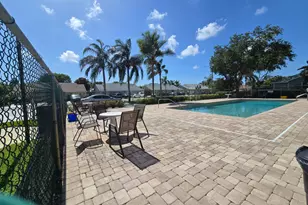 1530 Royal Forest Ct, West Palm Beach, FL 33406 - Photo 39