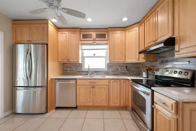 8974 SE Bobo Court, Hobe Sound, FL 33455 - Photo 9