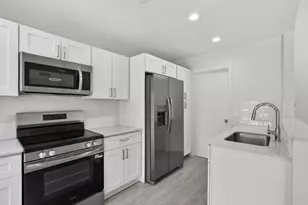 148 Village Walk Dr, Royal Palm Beach, FL 33411 - Photo 9