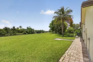 148 Village Walk Dr, Royal Palm Beach, FL 33411 - Photo 27