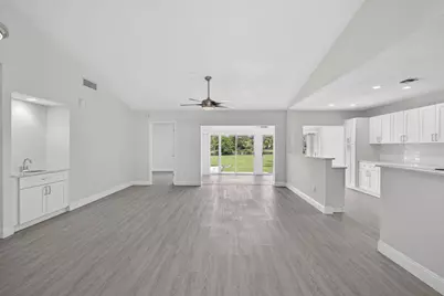 148 Village Walk Drive #24, Royal Palm Beach, FL 33411 - Photo 5
