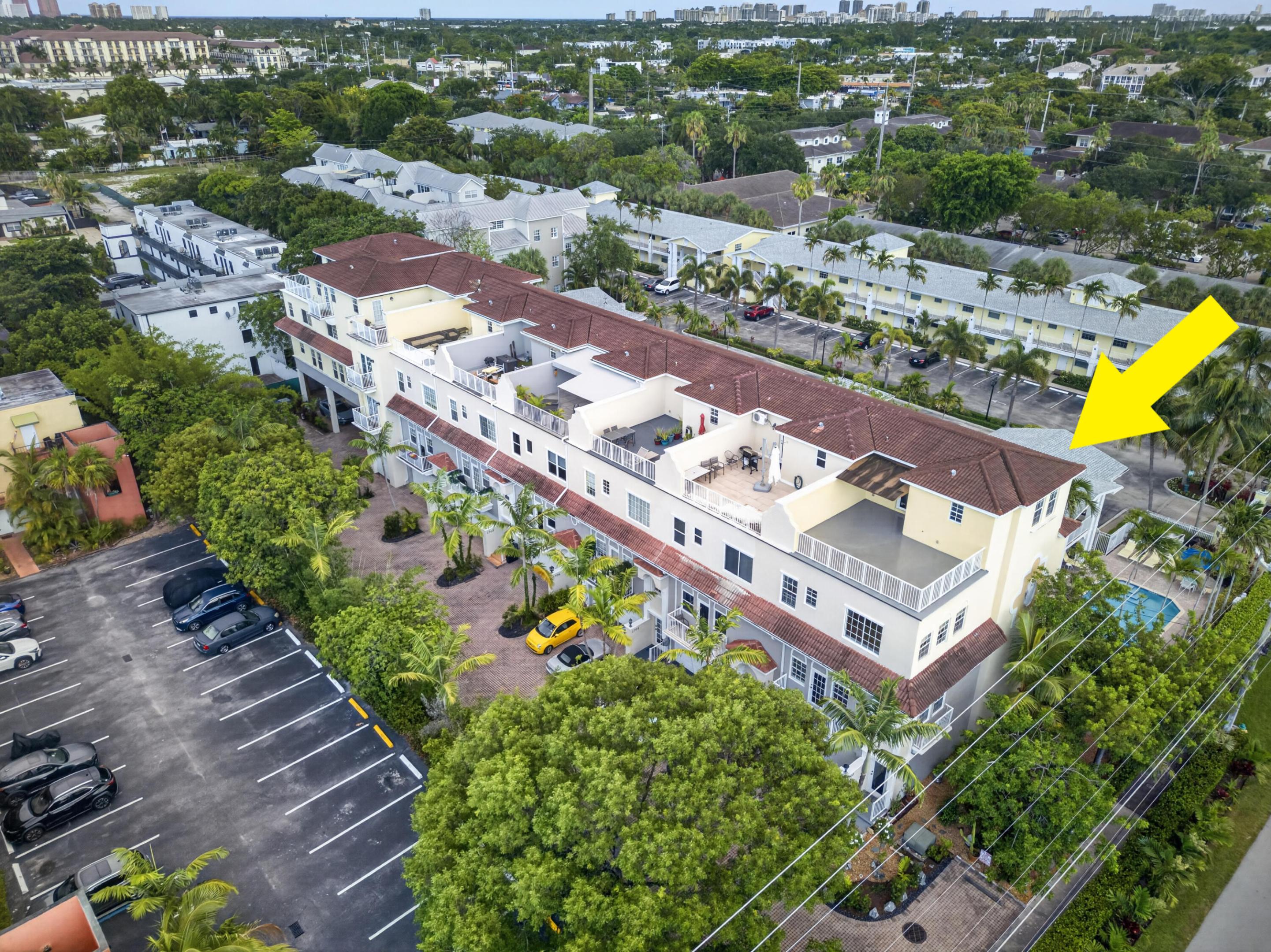 2700 NE 8th Ave - 2700 NE 8th Ave, Wilton Manors, FL 33334 Luxury Property | Jose Angel Pina