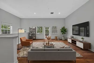 2700 NE 8th Avenue, Wilton Manors, FL 33334 - Photo 3