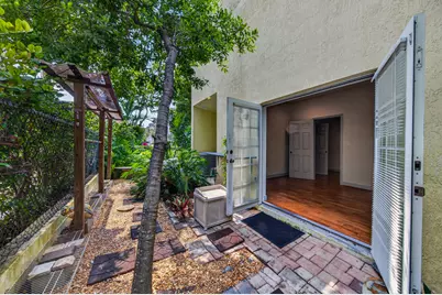 2700 NE 8th Avenue, Wilton Manors, FL 33334 - Photo 25
