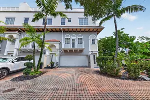 2700 NE 8th Ave, Wilton Manors, FL 33334 - Photo 3