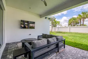 12104 Waterstone Cir, Palm Beach Gardens, FL 33412 - Photo 23