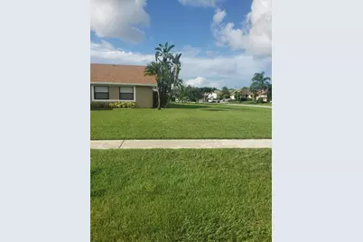 9102 Bedford Drive, Boca Raton, FL 33434 - Photo 5