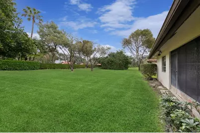 6410 Royal Manor Circle, Delray Beach, FL 33484 - Photo 3