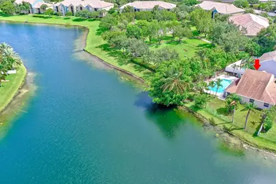 10791 SW 10th Place, Davie, FL 33324 - Photo 9