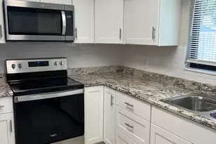 8511 NW 8th St, Pembroke Pines, FL 33024 - Photo 11