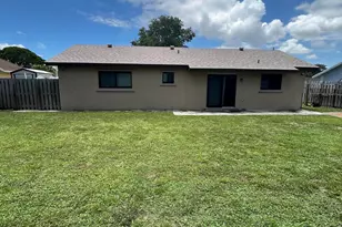 8511 NW 8th St, Pembroke Pines, FL 33024 - Photo 27