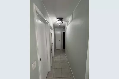 8511 NW 8th Street, Pembroke Pines, FL 33024 - Photo 9