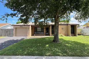 8511 NW 8th St, Pembroke Pines, FL 33024 - Photo 3