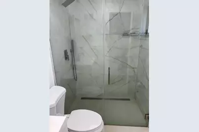8511 NW 8th Street, Pembroke Pines, FL 33024 - Photo 15