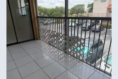 2977 Riverside Drive, Coral Springs, FL 33065 - Photo 9