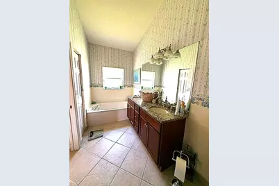 471 NW Lismore Lane, Port Saint Lucie, FL 34986 - Photo 13