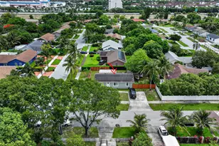 202 Elaine Cir W, West Palm Beach, FL 33409 - Photo 37