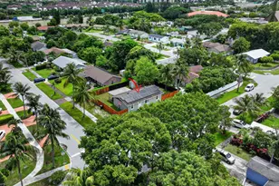 202 Elaine Cir W, West Palm Beach, FL 33409 - Photo 39