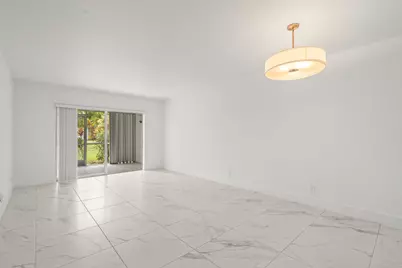 3090 Holiday Springs Boulevard #Unit 109, Margate, FL 33063 - Photo 9