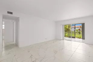 3090 Holiday Springs Blvd, Margate, FL 33063 - Photo 5