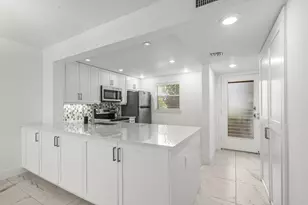 3090 Holiday Springs Blvd, Margate, FL 33063 - Photo 3