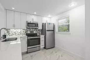 3090 Holiday Springs Blvd, Margate, FL 33063 - Photo 7