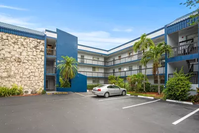 3090 Holiday Springs Boulevard #Unit 109, Margate, FL 33063 - Photo 1