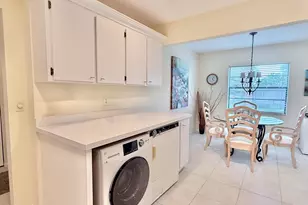 19 Westgate Ln, Boynton Beach, FL 33436 - Photo 11