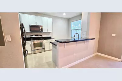 2851 W Prospect Road #1102, Tamarac, FL 33309 - Photo 7