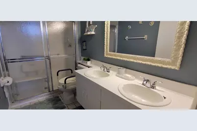1160 NW Lombardy Drive, Port Saint Lucie, FL 34986 - Photo 23