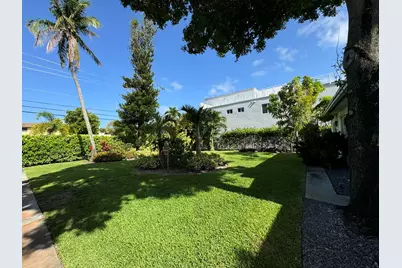 625 NE 14th Avenue #4, Fort Lauderdale, FL 33304 - Photo 17