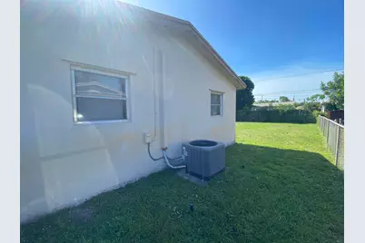 6751 Liberty Street, Hollywood, FL 33024 - Photo 17