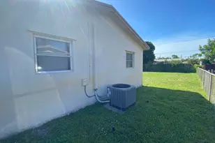 6751 Liberty St, Hollywood, FL 33024 - Photo 17