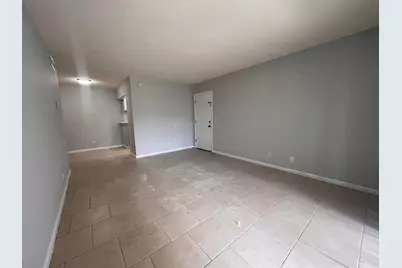 1500 N Congress Avenue #C11, West Palm Beach, FL 33401 - Photo 3