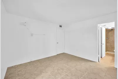 1021 Mockingbird Lane #303, Plantation, FL 33324 - Photo 23